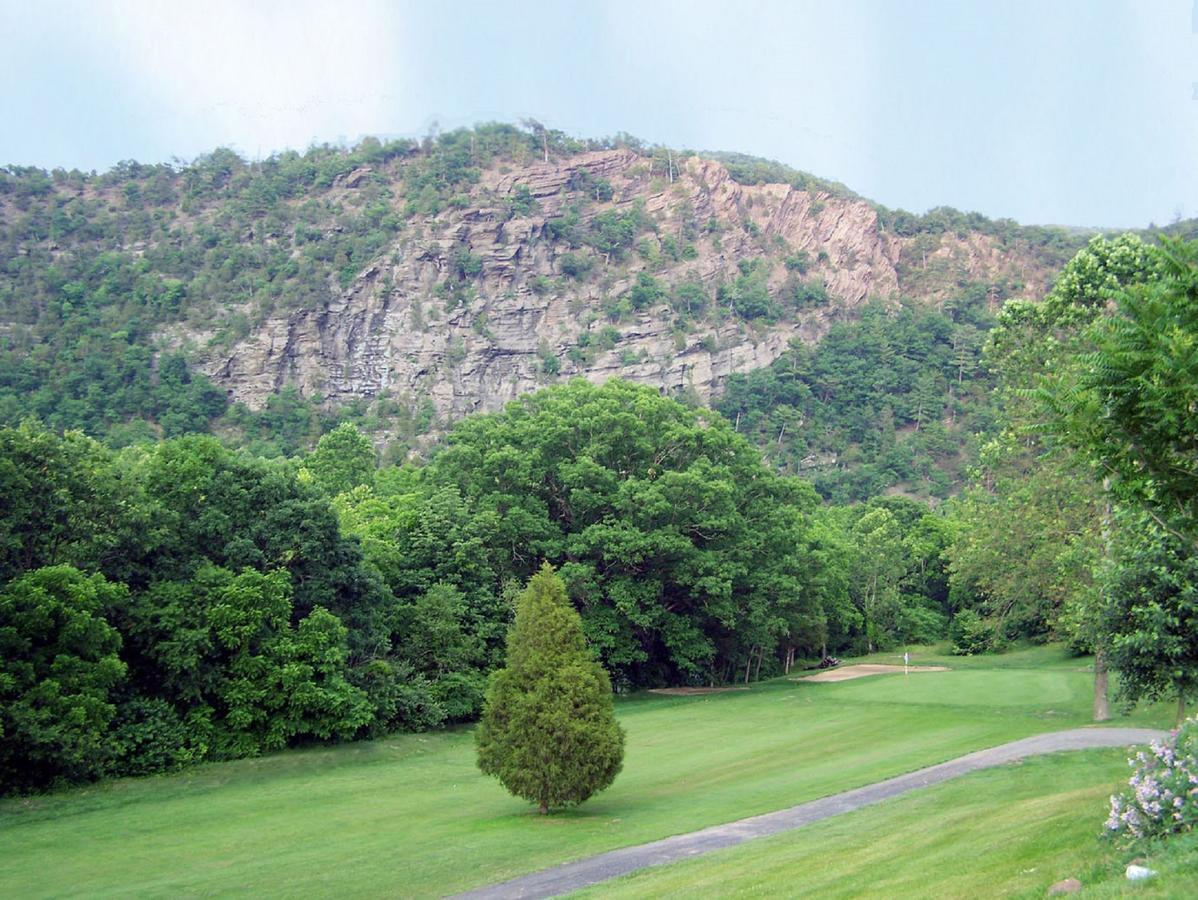 Cliff View Inn Covington Экстерьер фото